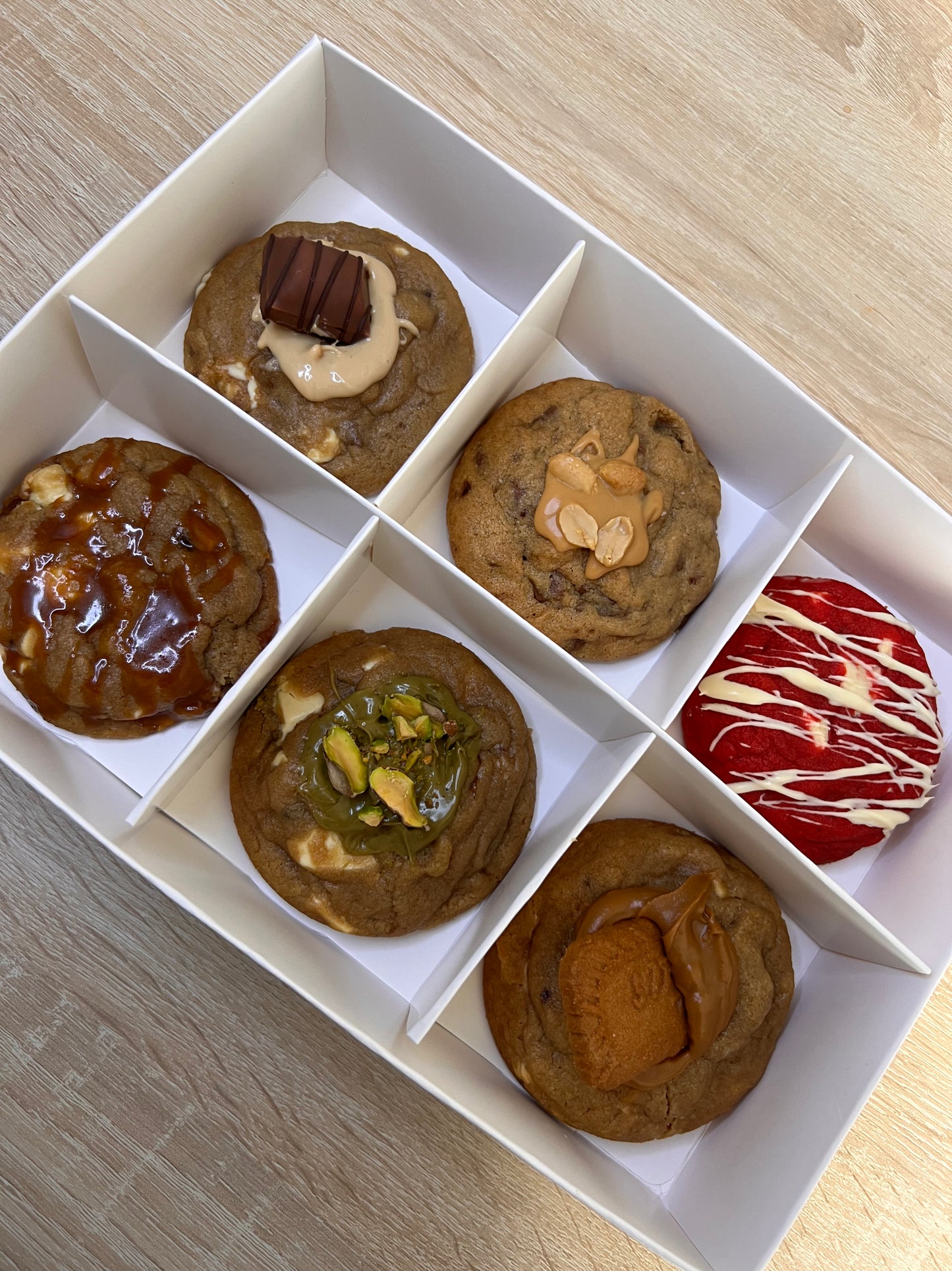 Box de 6 cookies plus 1 OFFERT - Compose ta Box